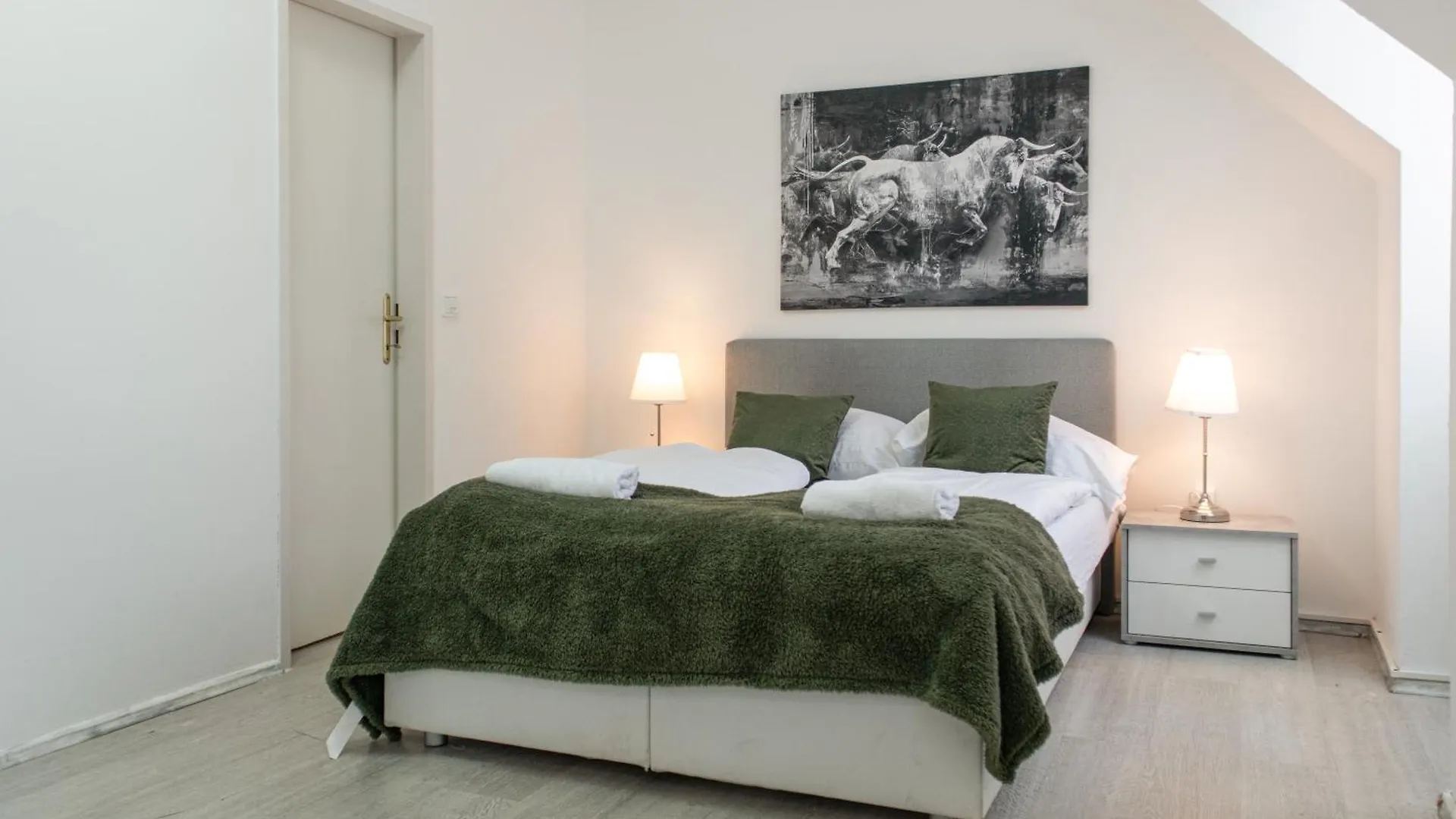 Homely 3Br Apt Perfect For Families And Groups Vienna Apartment